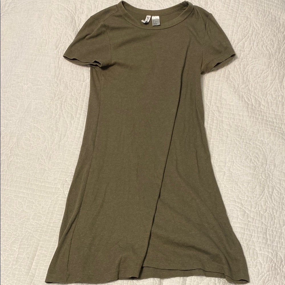 H&M Green Raglan Sleeve Mini Dress